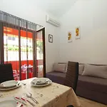 Apartments Oriana 898