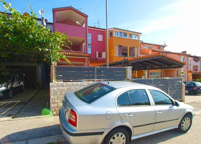 Apartments Oriana 898